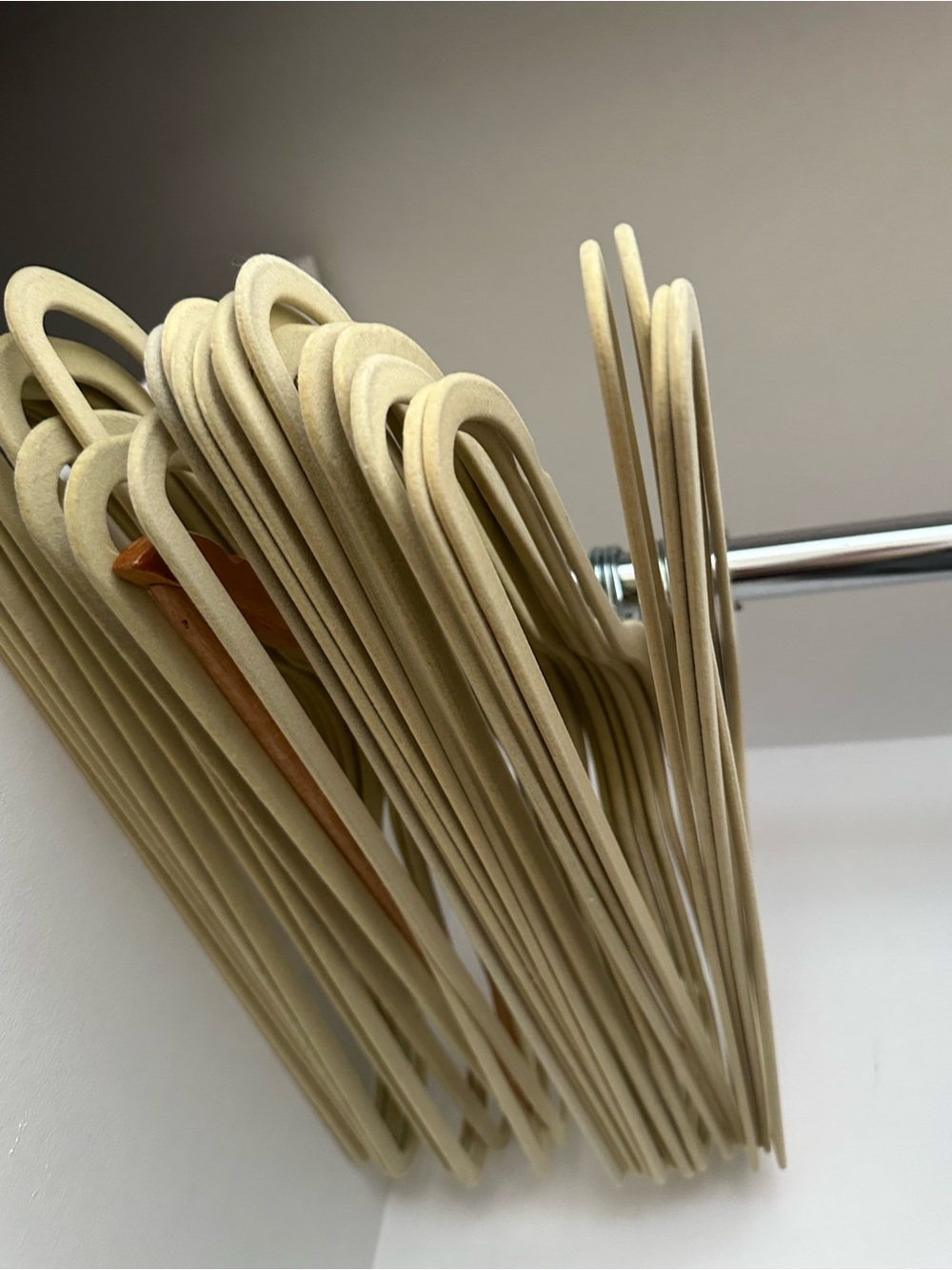 Beige Velvet Non-Slip Clothes Hangers - Pack for Closet Organization lot of 30